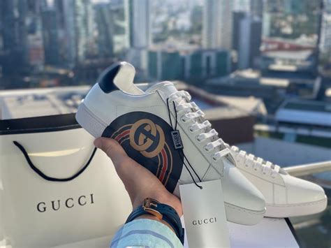 gucci 8008491438